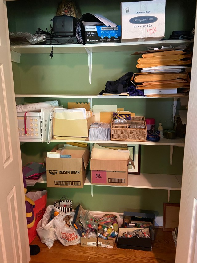clean closet